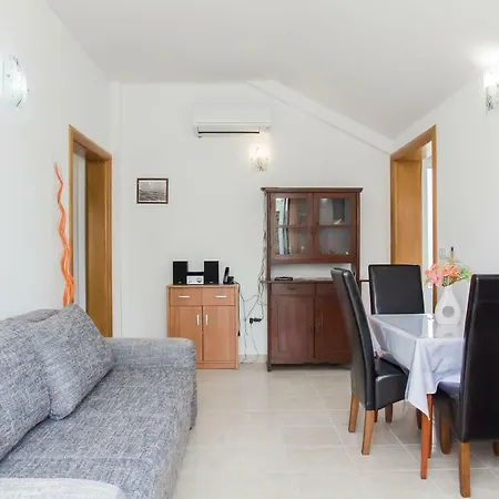 Apartmán Lukrecija