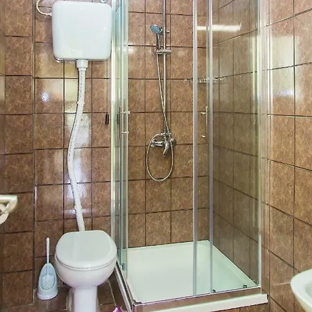 Lukrecija Apartmán *