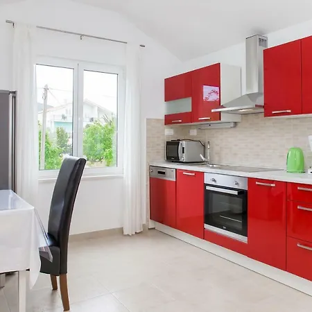 Lukrecija Apartman *